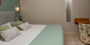chambre côté jardin