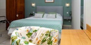 chambre côté jardin
